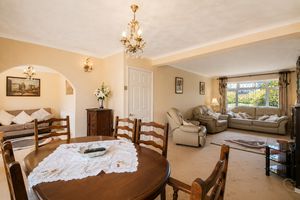 Dining Room- click for photo gallery